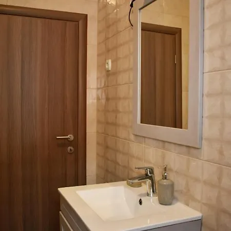 Apartman Lucia Apartment *