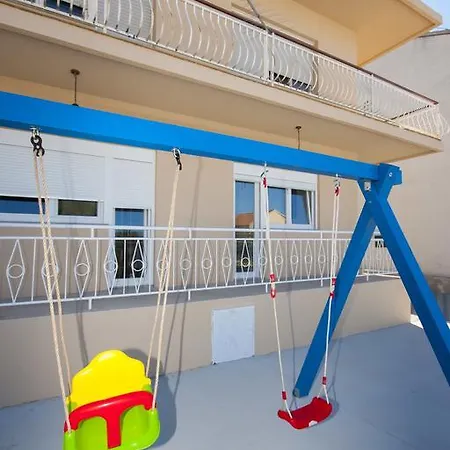 Apartment Apartman Lucia