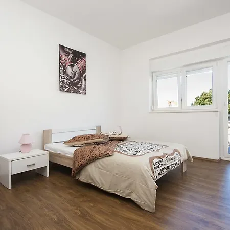 Apartman Lucia Apartment Brodarica (Sibenik-Knin)
